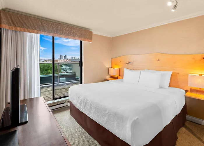 Best Western Plus Inner Harbour Hotel