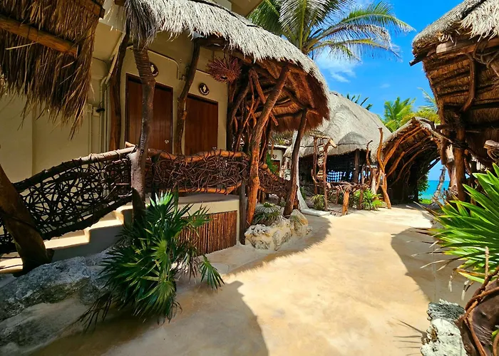 Cabanas Playa Condesa Tulum
