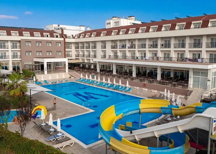 White Lilyum Hotel
