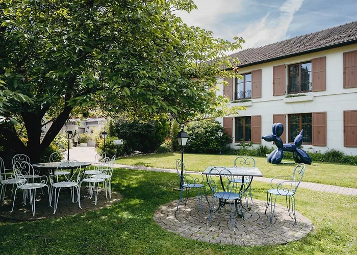 Armes De Champagne Hotel & Spa