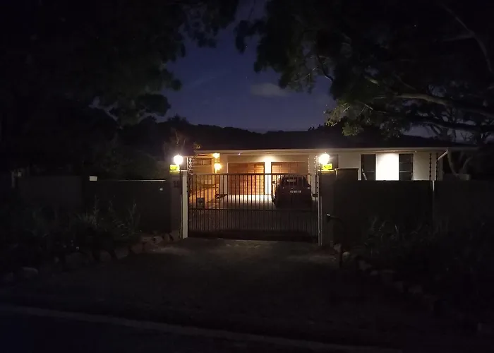 Somer House Guest Suites Somerset West