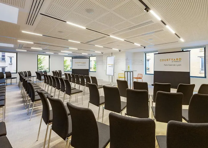 Courtyard By Marriott Paris Gare De Lyon