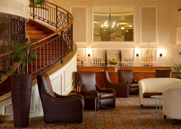 Ct Hotel