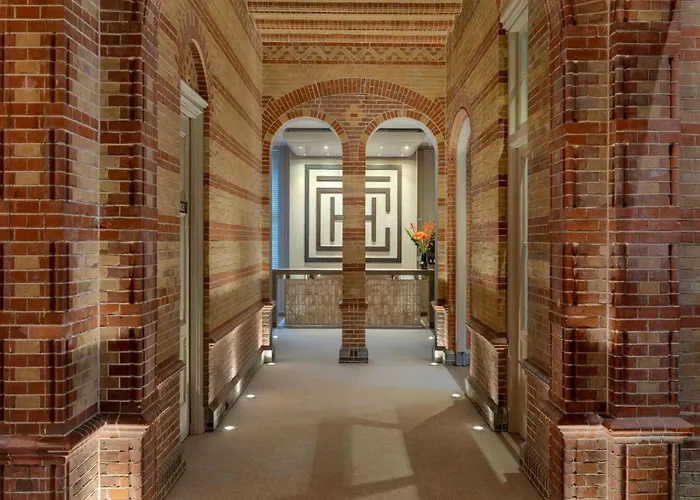 The College Hotel Amsterdam, Autograph Collection