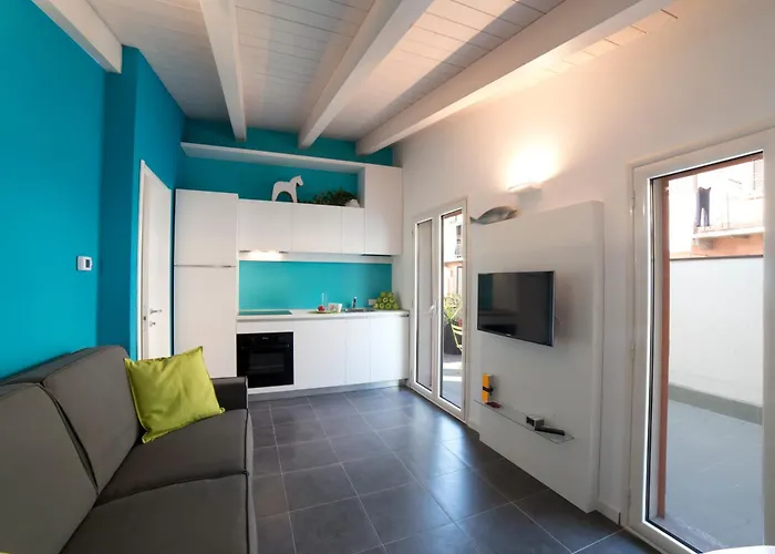 Aurum Aparthotels Pianell 10 Milan