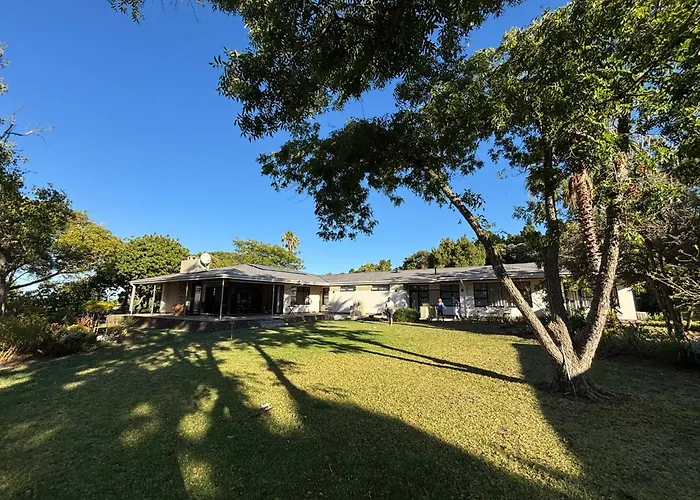 Somer House Guest Suites Somerset West
