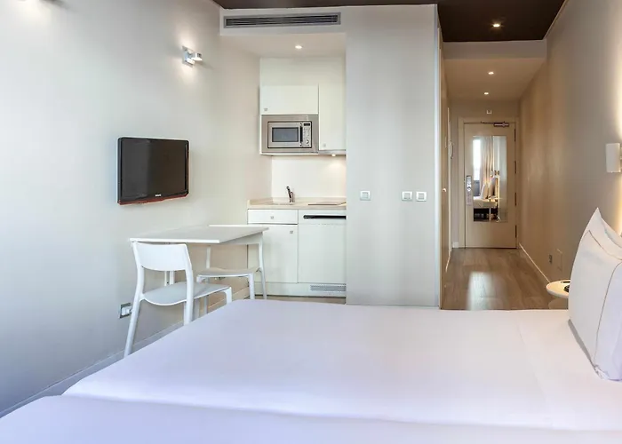 Suites Viena Plaza De Espana Madri