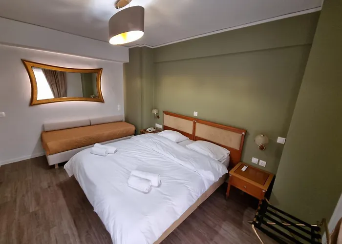 Savoy Hotel Pireu
