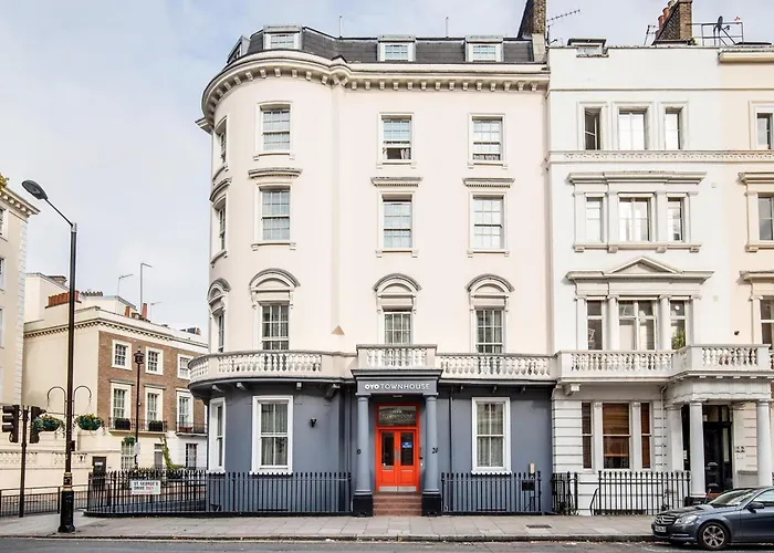 Hotel Oyo Townhouse New England, London Victoria