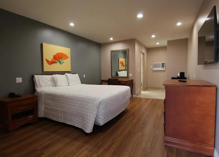 Dunes Inn - Wilshire (Adults Only)