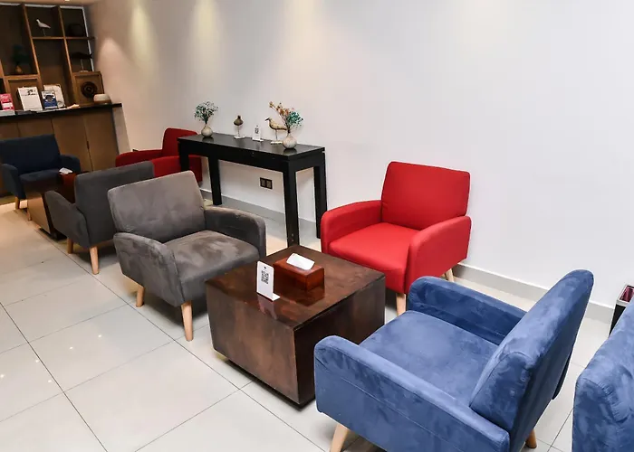 Beehive Premier Hotel Malé