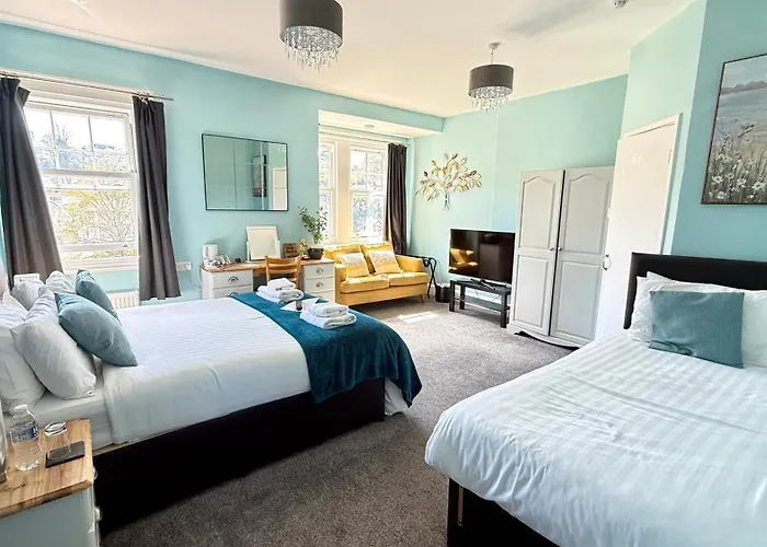 Tusker Lodge (Adults Only) Torquay