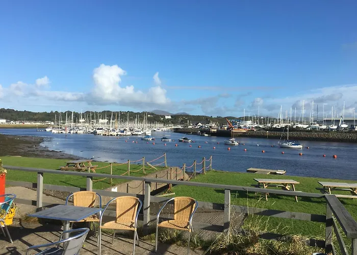 The Crown Hotel Pwllheli