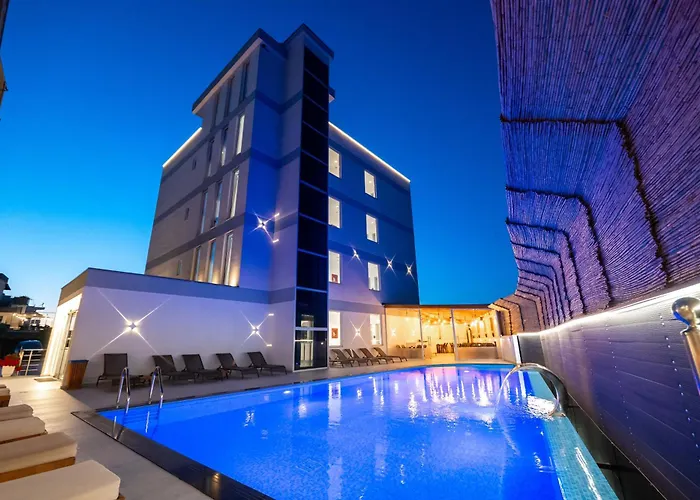 Admiro Hotel