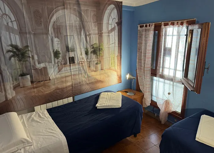 The Wolf House Greysclass Venecia