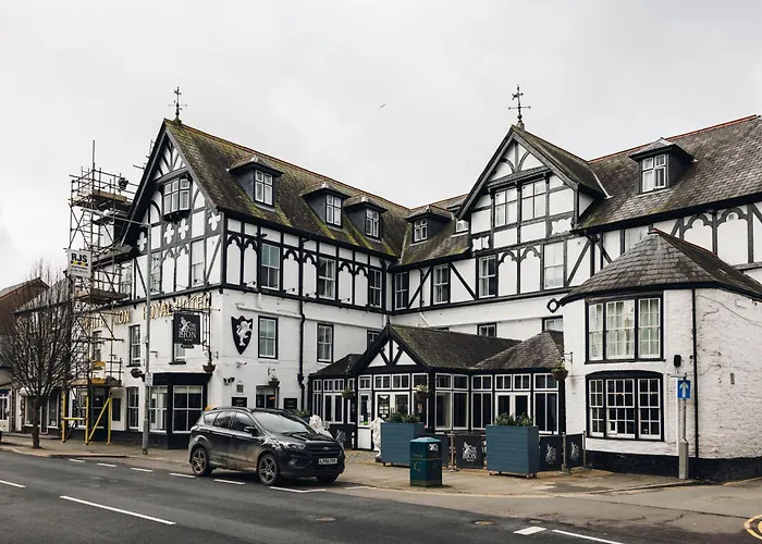 White Lion Royal Hotel Bala