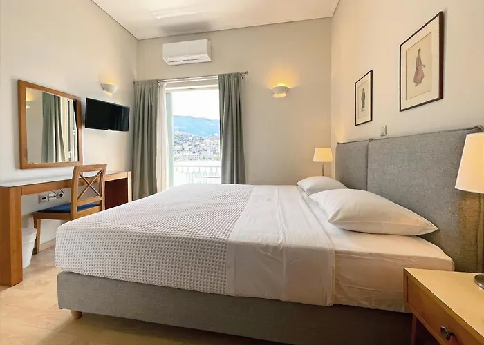 Hotel Saron