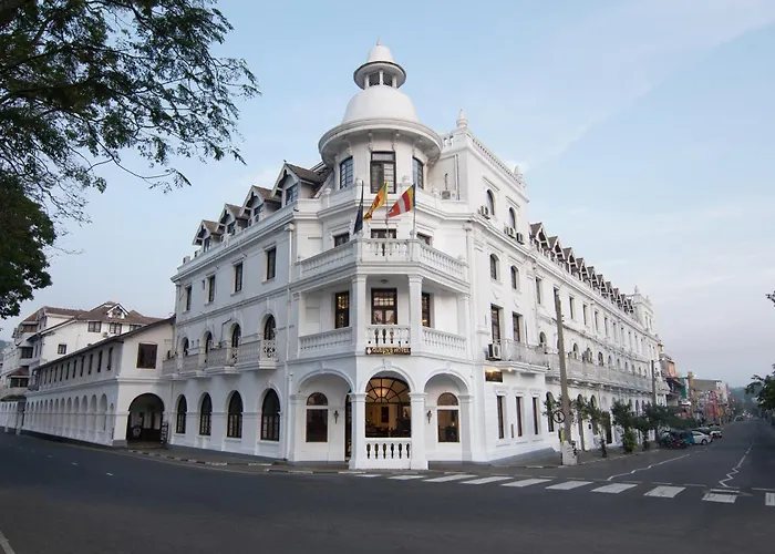 Queen'S Hotel Kandy - 160 Years Of Heritage