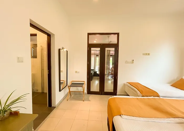 Hotel Coral Nest Negombo