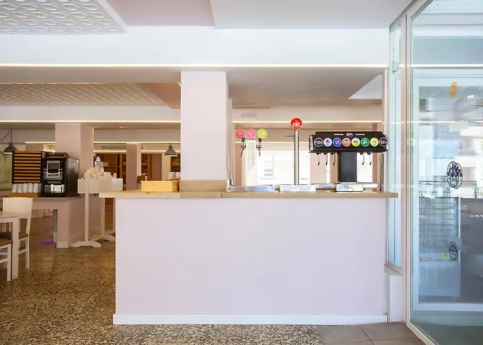 Bj Playamar Hotel & Apartamentos S'Illot 