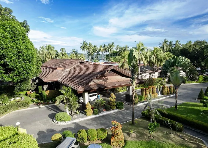 Waterfront Insular Hotel Davao Stadt