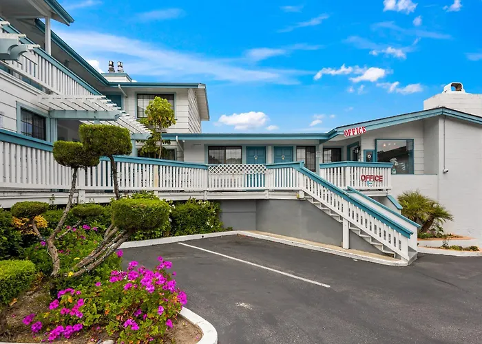 Arbor Inn Monterey