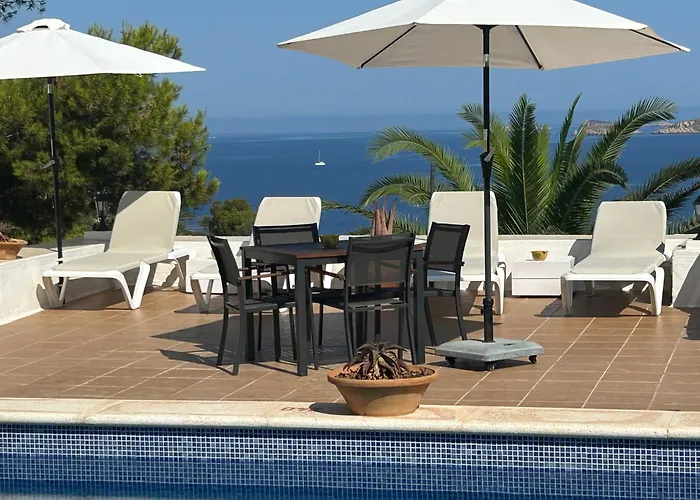 Hostal Cala Moli