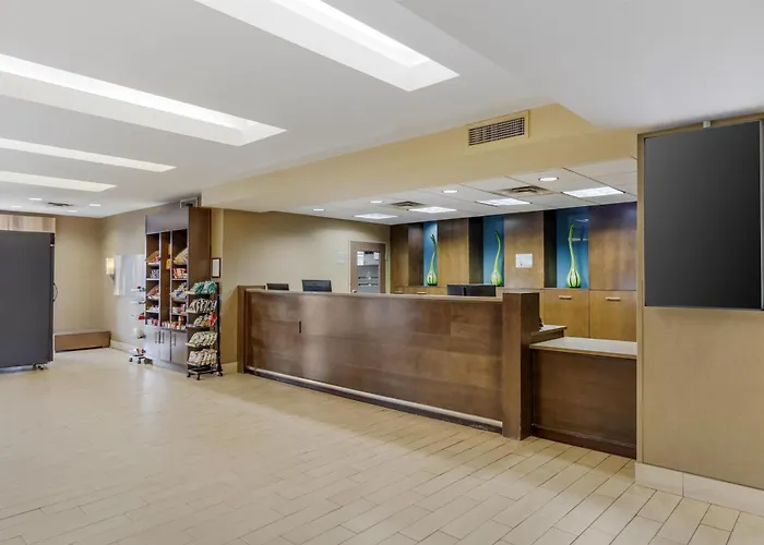 Best Western Plus Winnipeg West