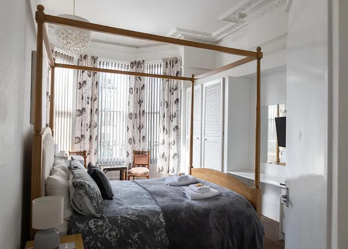 Carlton House Guesthouse Scarborough