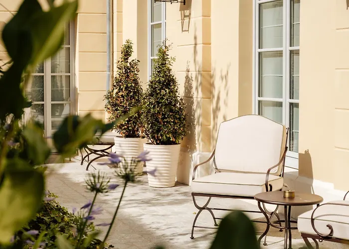 Hôtel De France Versailles