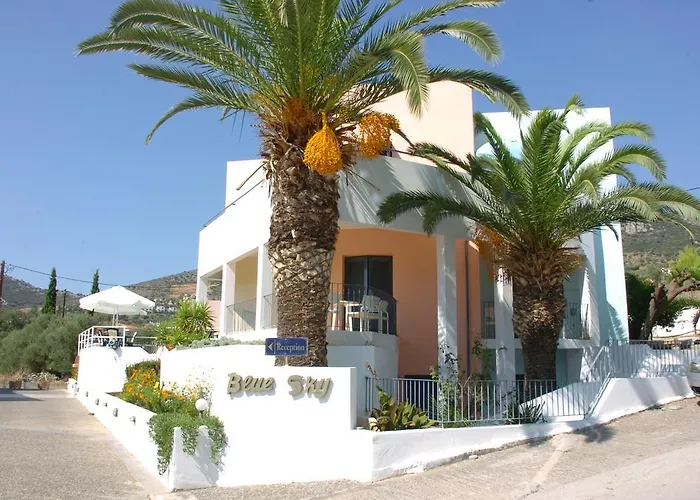 Blue Sky Hotel Apartments Tolón