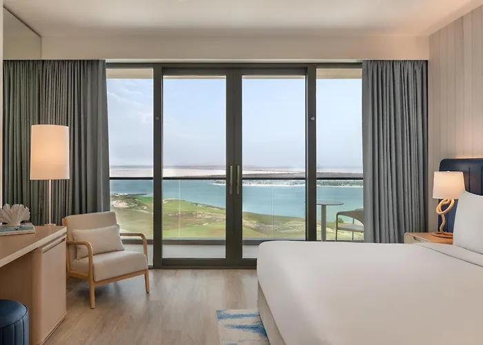 Hotel Crowne Plaza Yas Island By Ihg Abu Dhabi