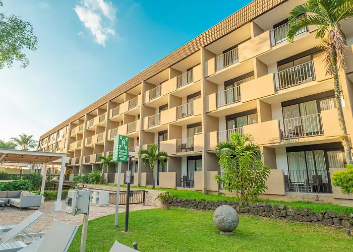 Irazu Hotel & Studios San José
