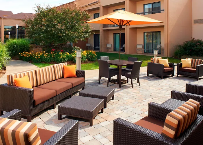 Hotel Courtyard By Marriott Rockford