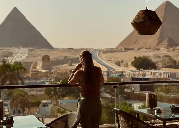 Sahara Pyramids Inn