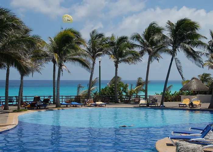 The Grand Oasis Cancun