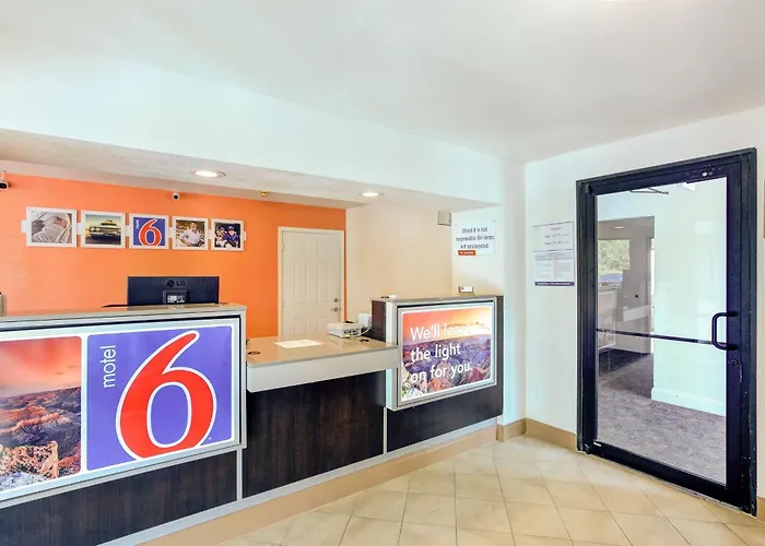 Motel 6-Dallas, Tx - South