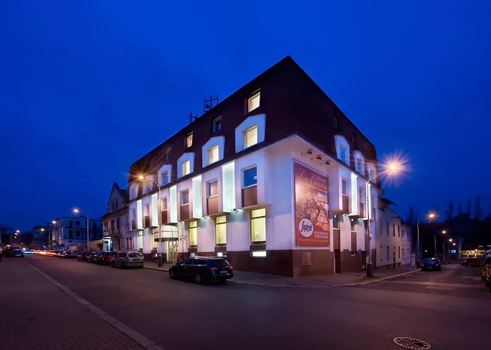 Hotel Henrietta