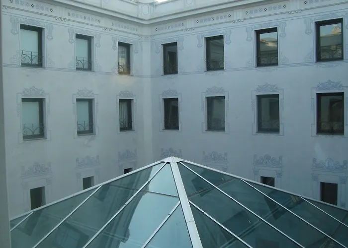 Oriente Atiram Hotel