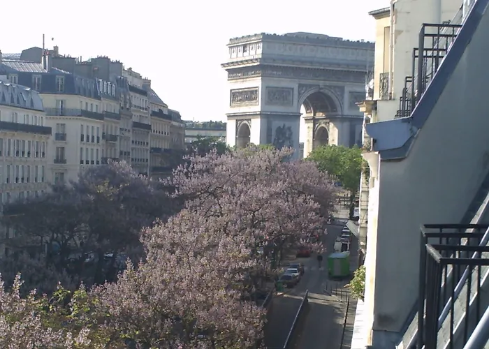 ELSA, Hôtel Paris