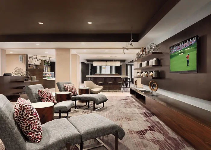Courtyard By Marriott Topeka