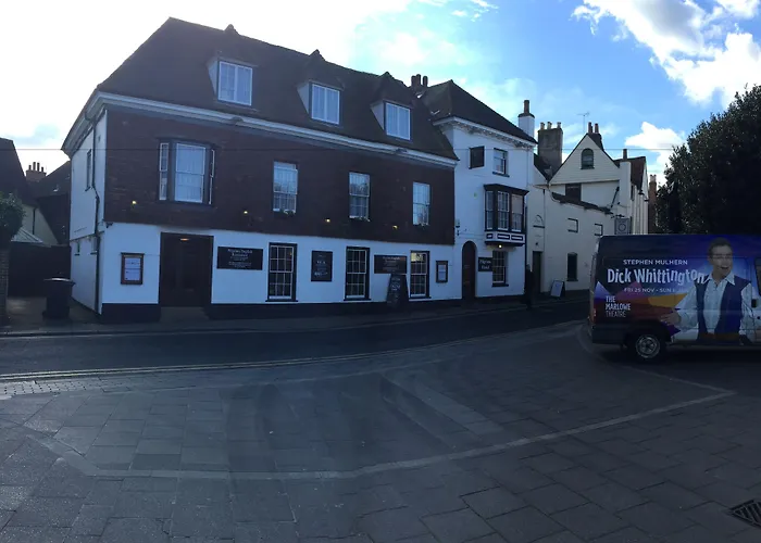 Pilgrims Hotel Canterbury