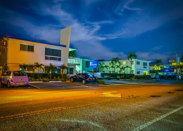 Hotel Blue Strawberry By The Sea Lauderdale-by-the-Sea