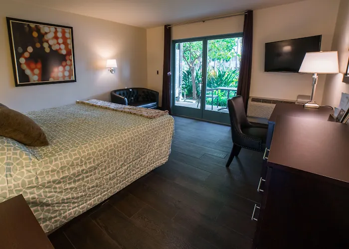 Lemon Tree Inn Santa Barbara
