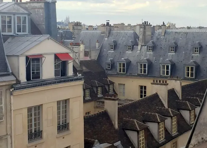 Boutique Hotel De La Place Des Vosges Paris