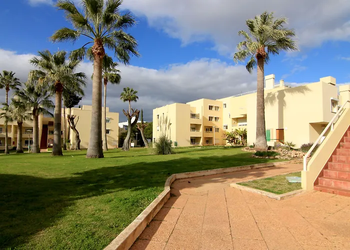Parque Mourabel, Oásis Village&Pé do Lago Vilamoura