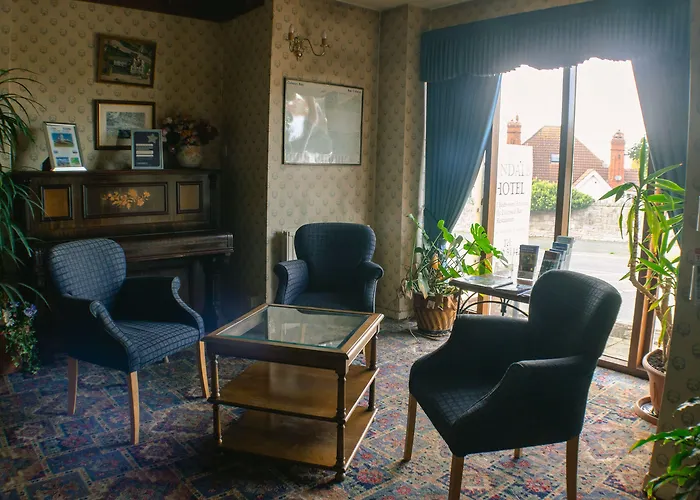 The Lyndale Hotel Old Colwyn