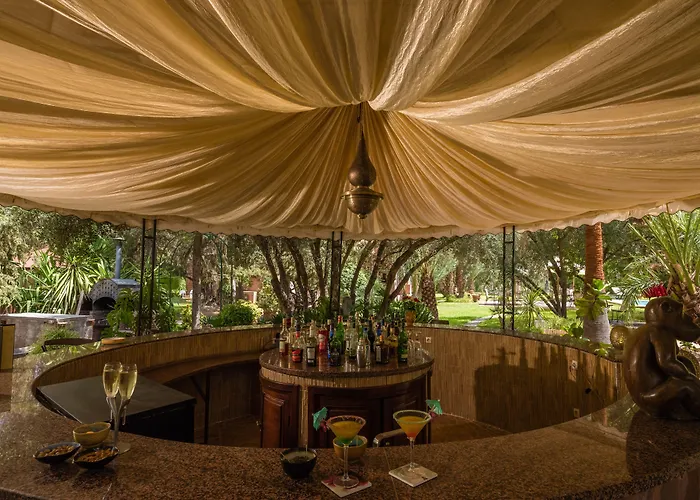 Dar Ayniwen Garden Hotel & Bird Zoo