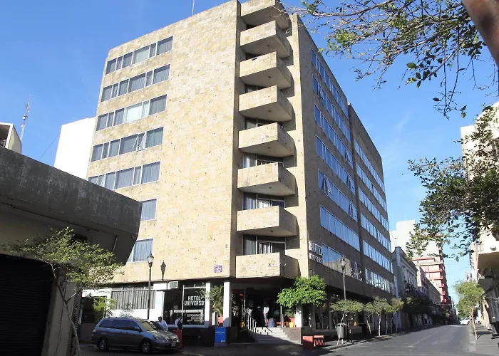 Hotel Universo