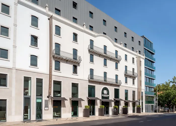 Hotel Doubletree By Hilton Lisbon Fontana Park